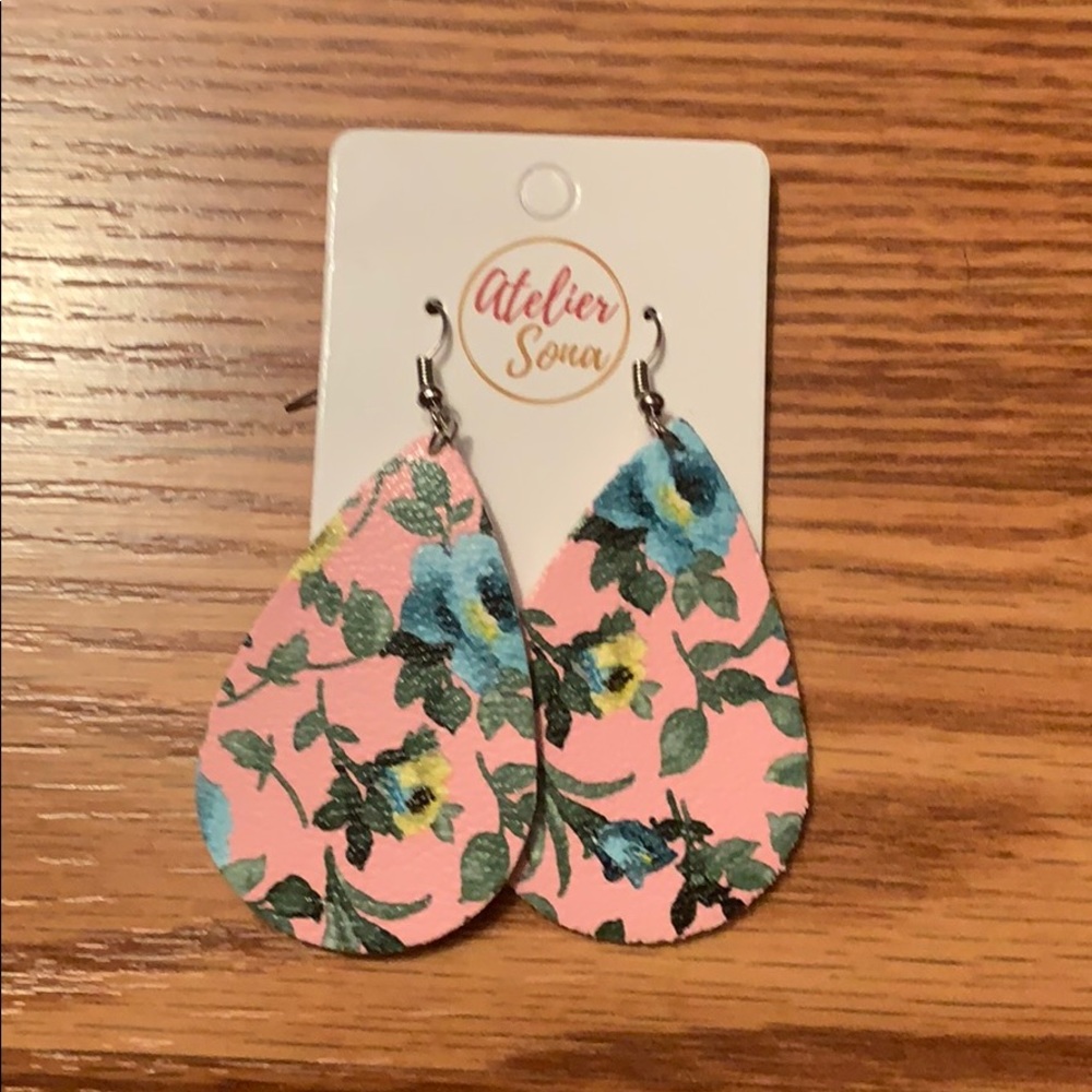 Boutique Floral Tear Drop Earrings - Picture 2 of 4